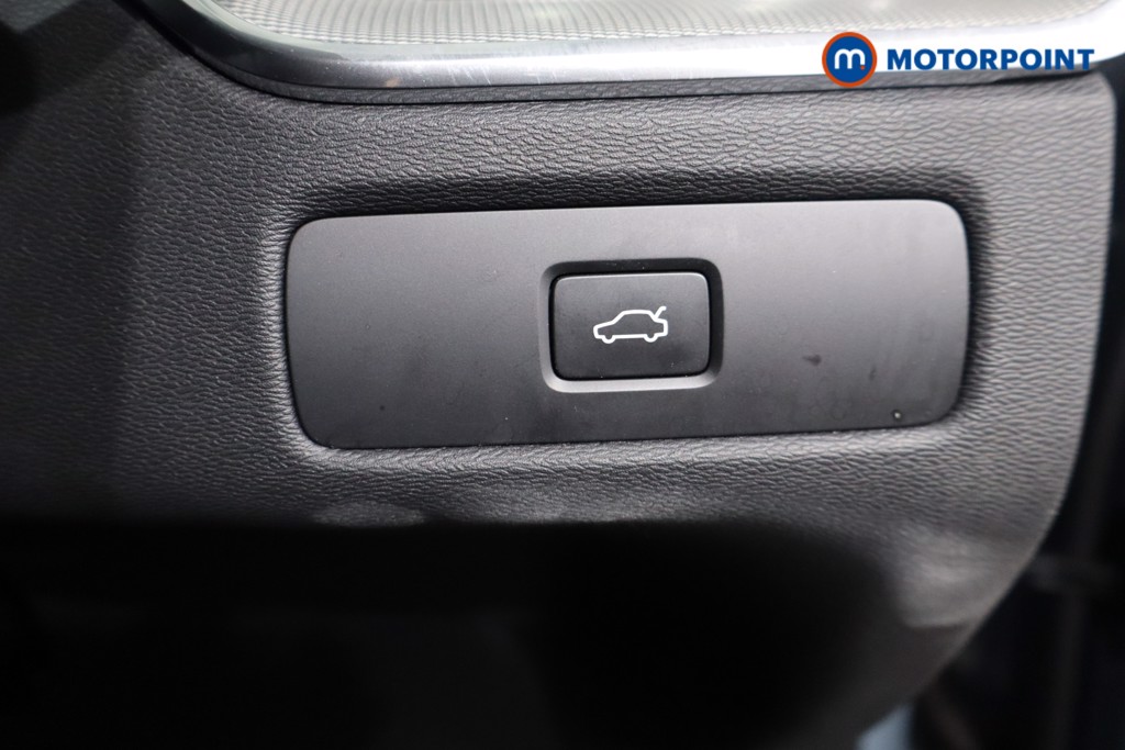 Volvo Xc60 Plus Automatic Diesel SUV - Stock Number (1555347) - 19th supplementary image