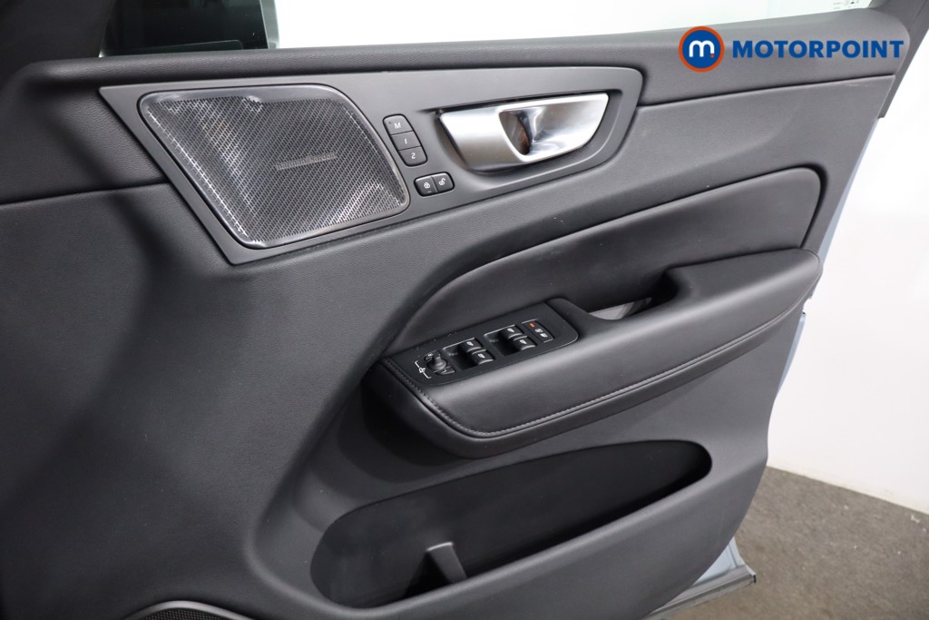 Volvo Xc60 Plus Automatic Diesel SUV - Stock Number (1555347) - 21st supplementary image
