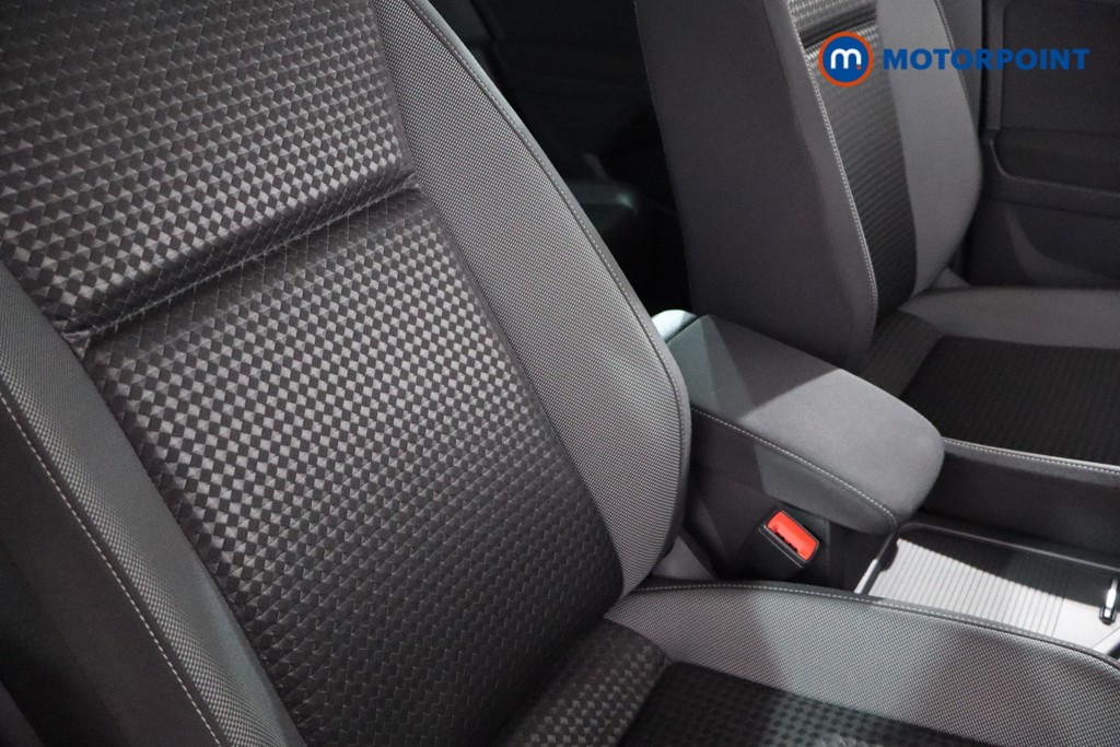 Volkswagen Tiguan Active Manual Petrol SUV - Stock Number (1555620) - 22nd supplementary image