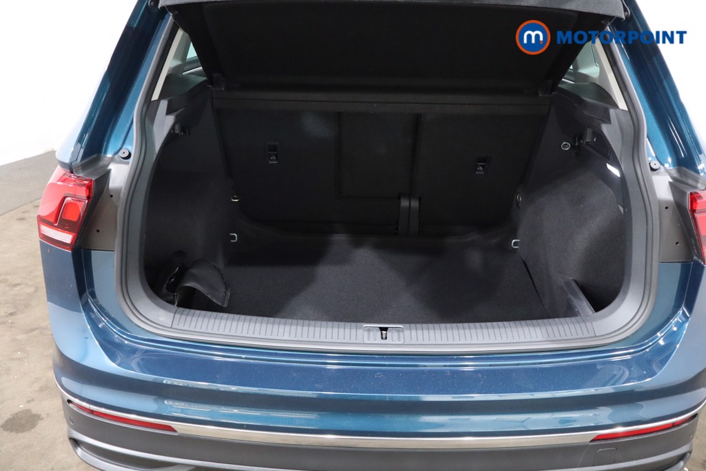Volkswagen Tiguan Active Manual Petrol SUV - Stock Number (1555620) - 29th supplementary image