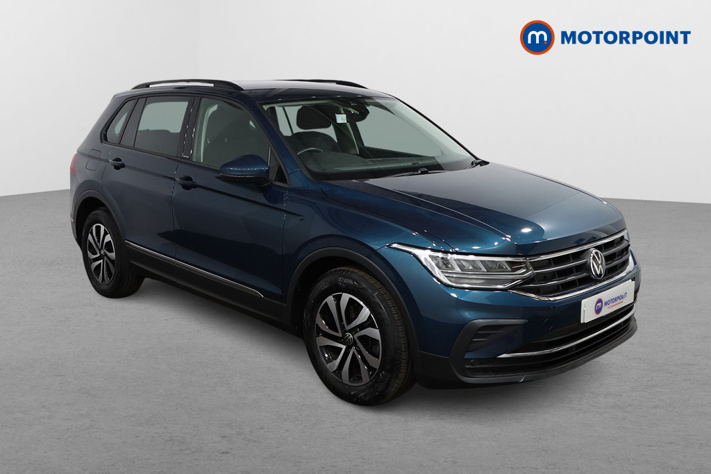 Volkswagen Tiguan Active Manual Petrol SUV - Stock Number (1555620) - Drivers side front corner