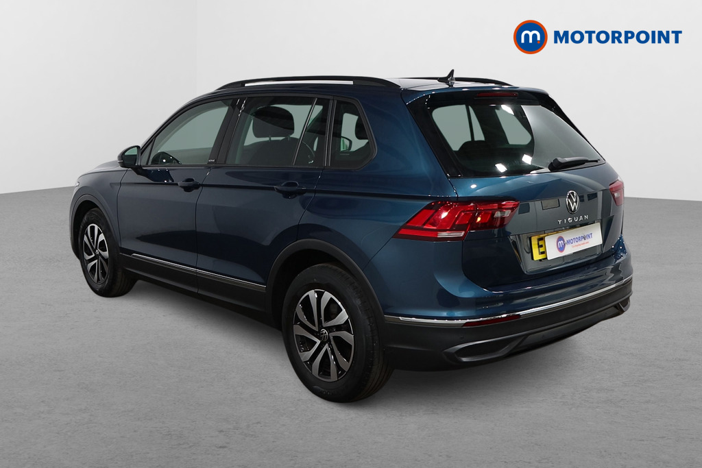 Volkswagen Tiguan Active Manual Petrol SUV - Stock Number (1555620) - Passenger side rear corner