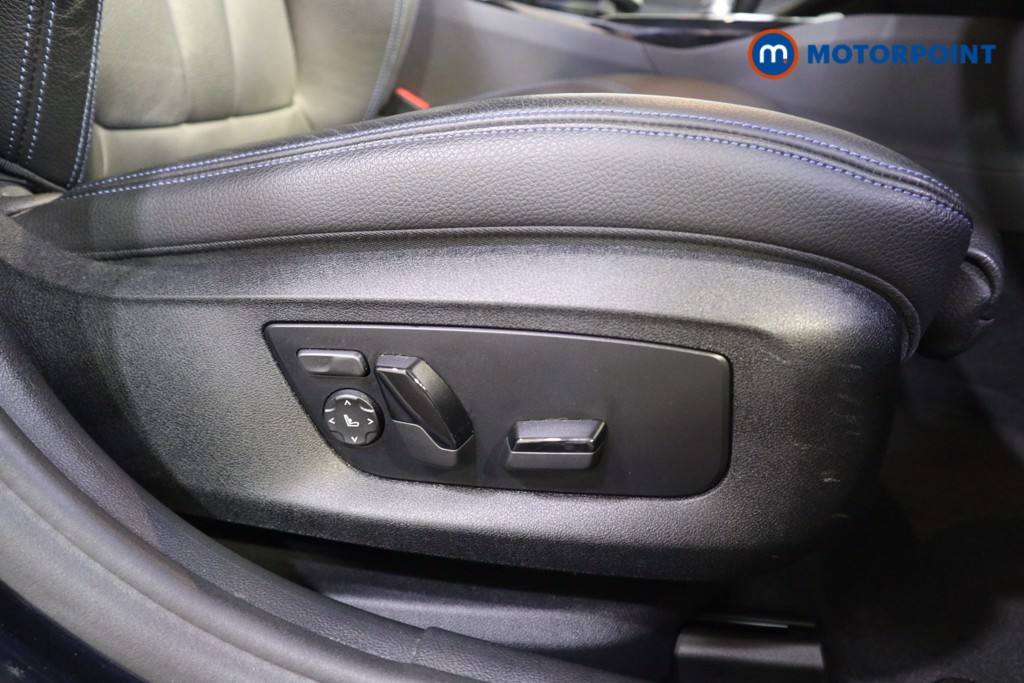 BMW 5 Series M Sport Automatic Petrol Plug-In Hybrid Estate - Stock Number (1555686) - 14th supplementary image