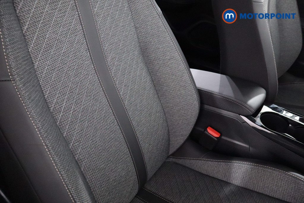 Peugeot 2008 Allure Manual Petrol SUV - Stock Number (1556191) - 22nd supplementary image