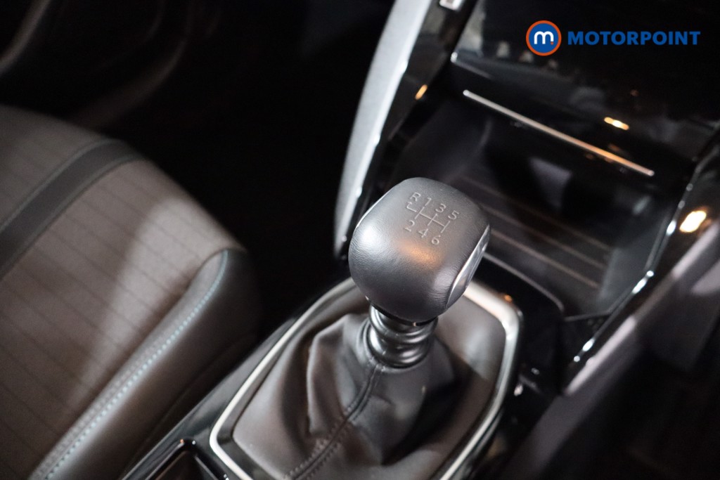 Peugeot 208 Allure Premium -Plus Manual Petrol Hatchback - Stock Number (1556199) - 15th supplementary image