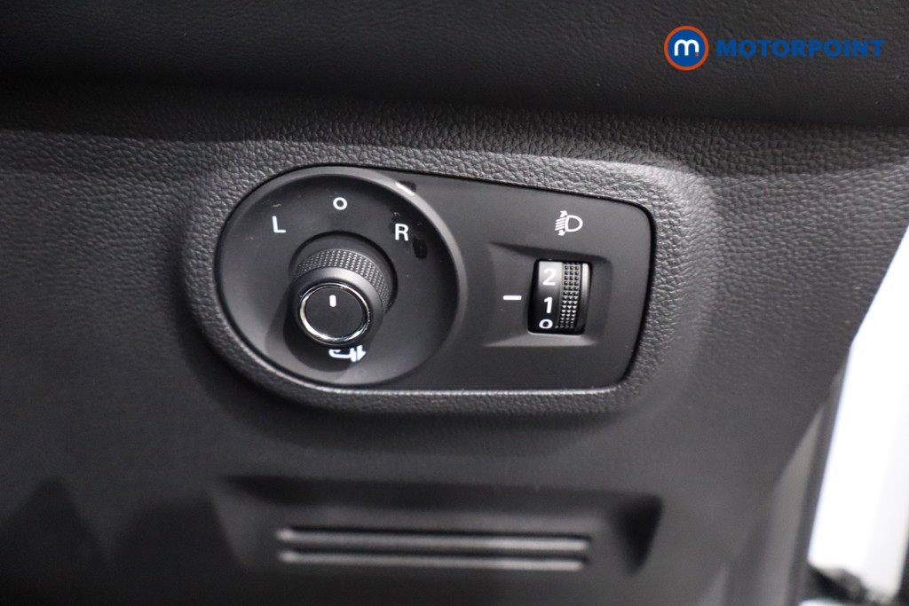 Mg Motor Uk ZS Exclusive Manual Petrol SUV - Stock Number (1556341) - 18th supplementary image