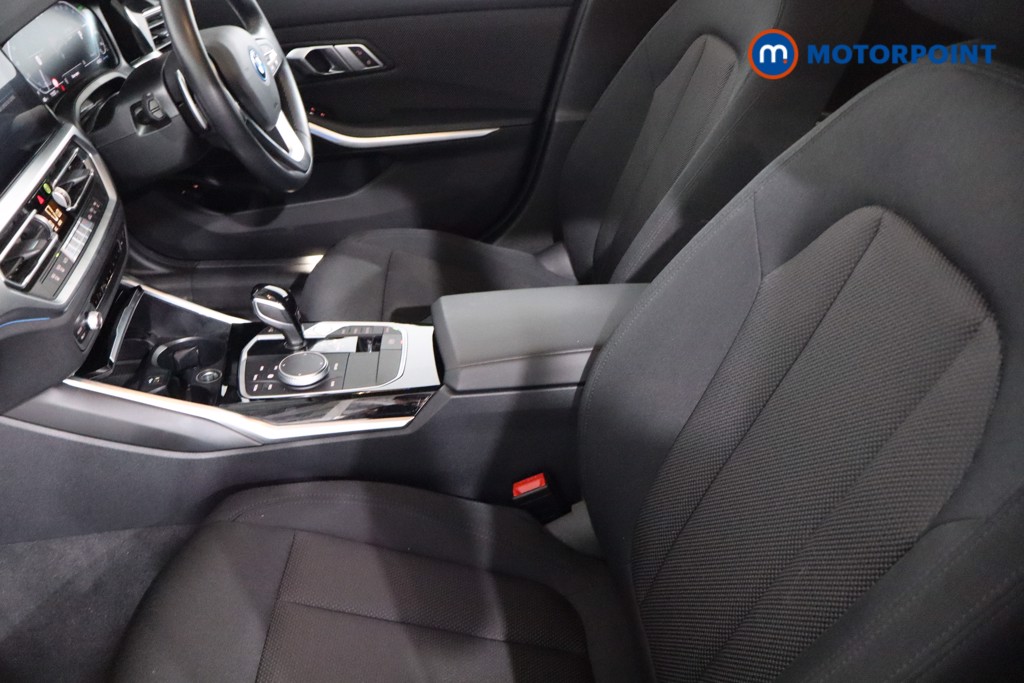 BMW 3 Series Se Pro Automatic Petrol Plug-In Hybrid Estate - Stock Number (1556398) - 4th supplementary image