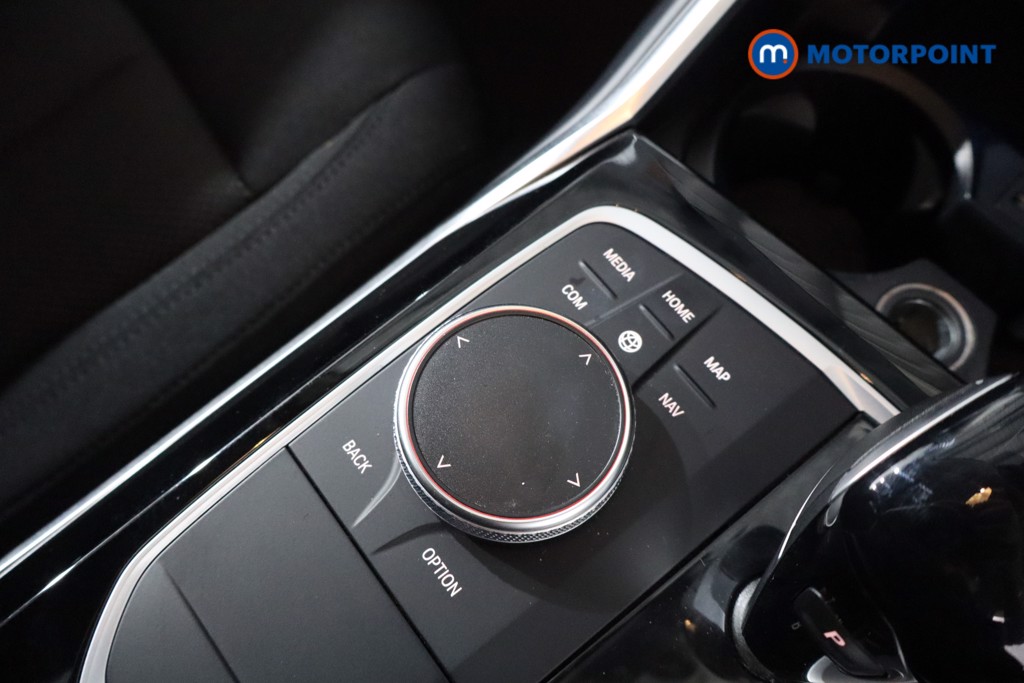 BMW 3 Series Se Pro Automatic Petrol Plug-In Hybrid Estate - Stock Number (1556398) - 16th supplementary image