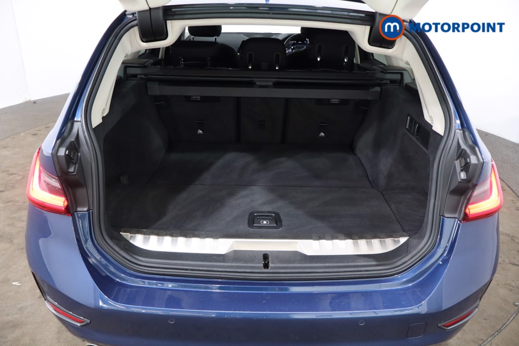 BMW 3 Series Se Pro Automatic Petrol Plug-In Hybrid Estate - Stock Number (1556398) - 33rd supplementary image