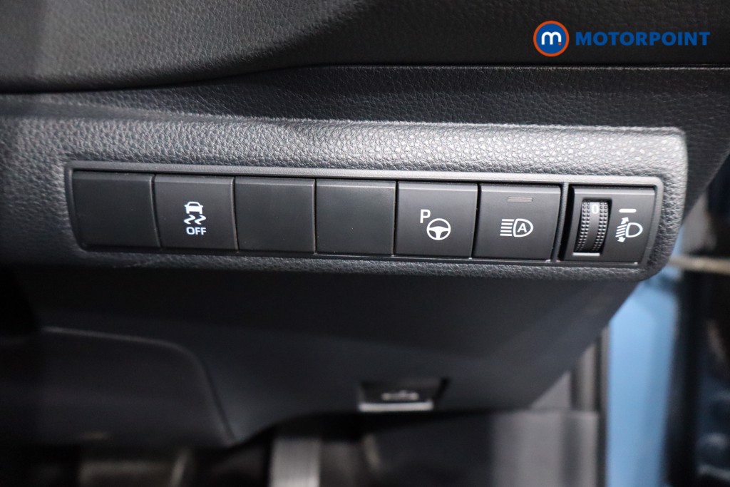 Toyota Corolla Design Automatic Petrol-Electric Hybrid Estate - Stock Number (1556569) - 19th supplementary image