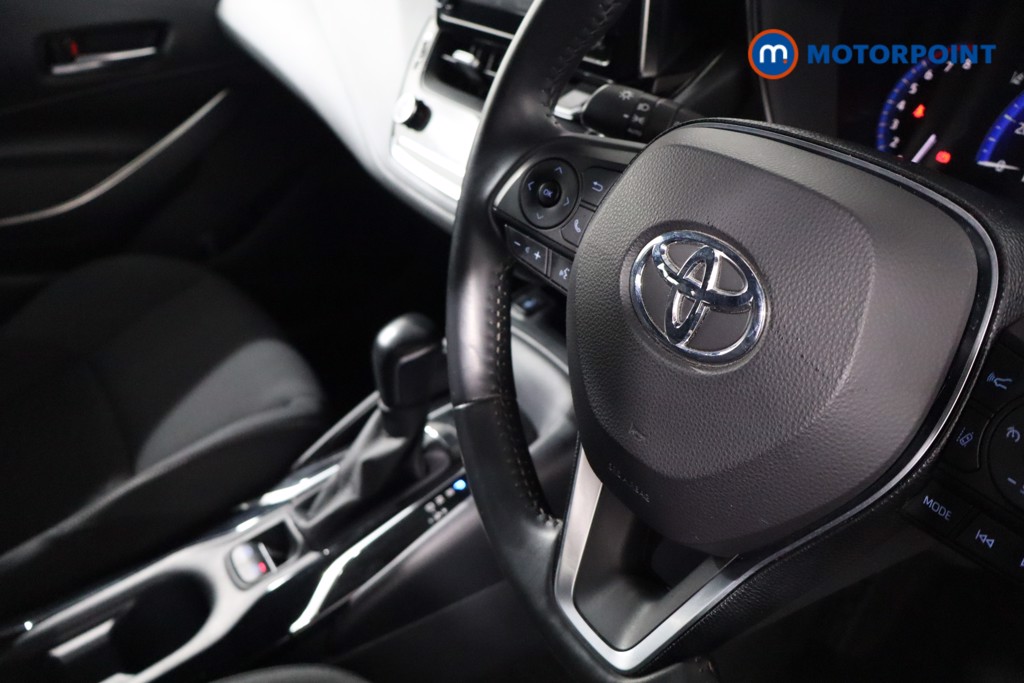Toyota Corolla Design Automatic Petrol-Electric Hybrid Estate - Stock Number (1556569) - 24th supplementary image