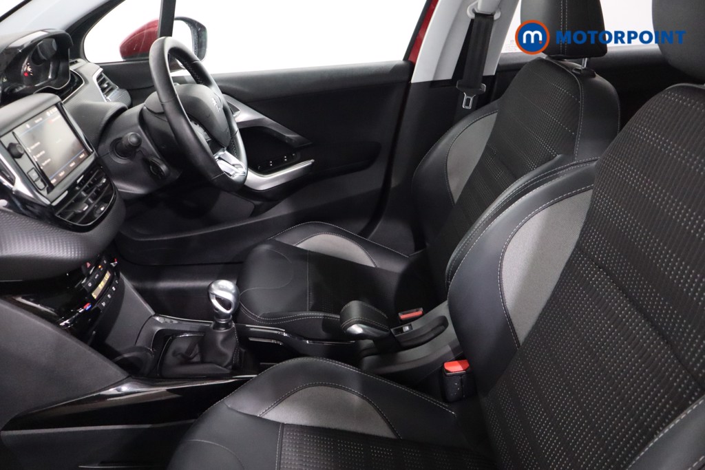 Peugeot 2008 Allure Premium Manual Petrol SUV - Stock Number (1543581) - 4th supplementary image
