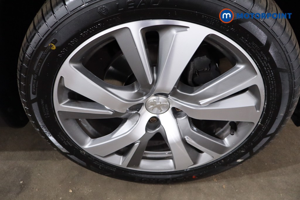 Peugeot 2008 Allure Premium Manual Petrol SUV - Stock Number (1543581) - 11th supplementary image