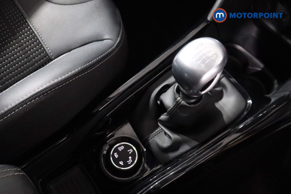 Peugeot 2008 Allure Premium Manual Petrol SUV - Stock Number (1543581) - 16th supplementary image