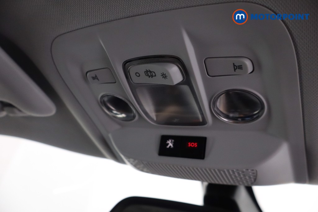 Peugeot 2008 Allure Premium Manual Petrol SUV - Stock Number (1543581) - 19th supplementary image