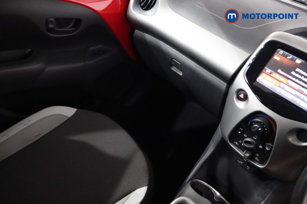 Toyota Aygo X-Play Automatic Petrol Hatchback - Stock Number (1551676) - 17th supplementary image