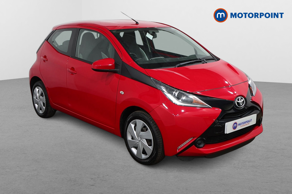 Toyota Aygo X-Play Automatic Petrol Hatchback - Stock Number (1551676) - Drivers side front corner