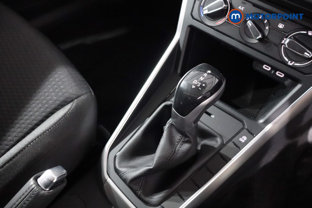 Volkswagen Polo Life Automatic Petrol Hatchback - Stock Number (1553027) - 15th supplementary image
