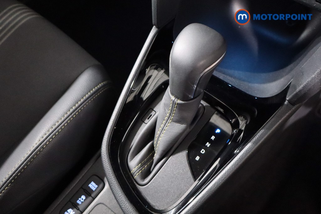Toyota Yaris Cross Dynamic Automatic Petrol-Electric Hybrid Estate - Stock Number (1554440) - 16th supplementary image