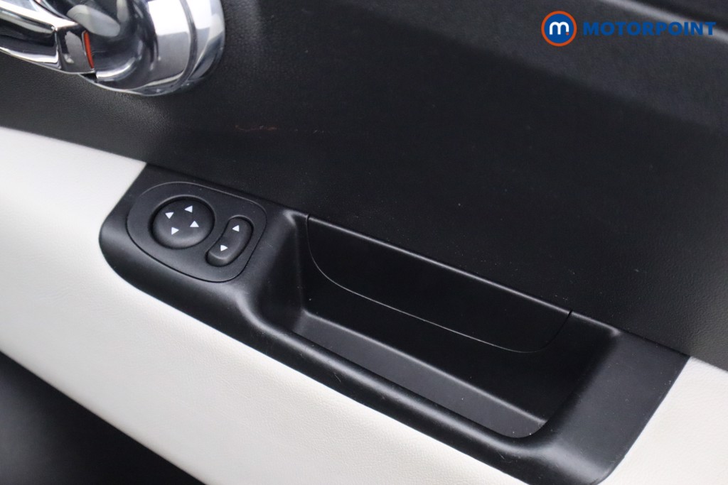 Fiat 500 Star Manual Petrol-Electric Hybrid Hatchback - Stock Number (1554872) - 12th supplementary image