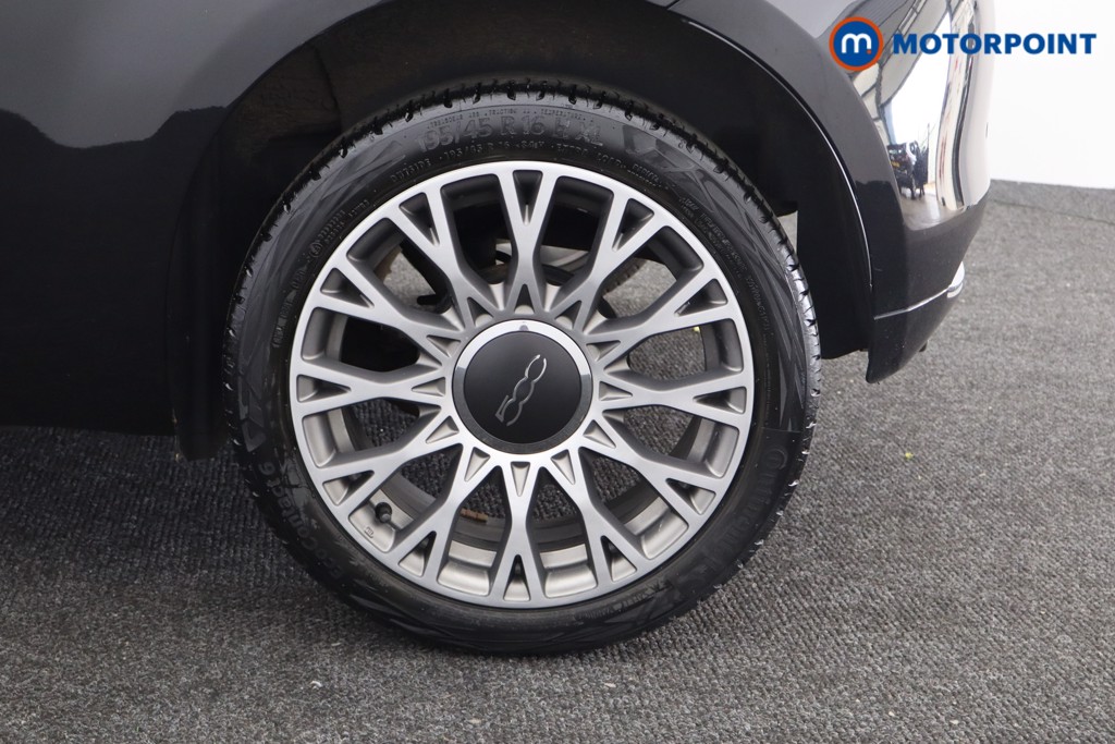 Fiat 500 Star Manual Petrol-Electric Hybrid Hatchback - Stock Number (1554872) - 15th supplementary image
