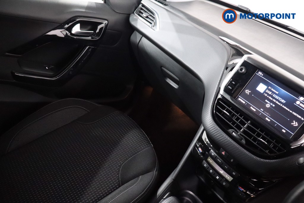 Peugeot 208 Tech Edition Manual Petrol Hatchback - Stock Number (1555689) - 17th supplementary image