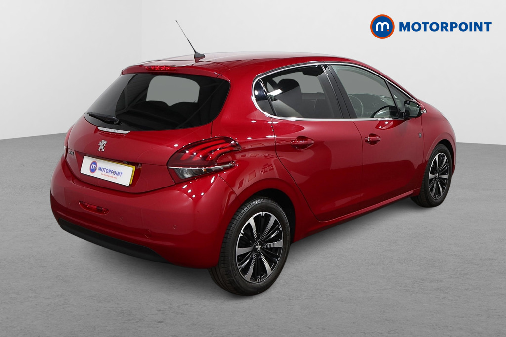 Peugeot 208 Tech Edition Manual Petrol Hatchback - Stock Number (1555689) - Drivers side rear corner