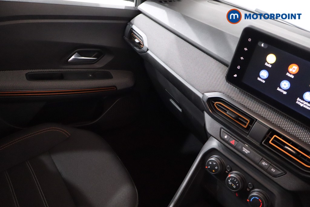 Dacia Sandero Stepway Comfort Manual Petrol Hatchback - Stock Number (1556183) - 17th supplementary image