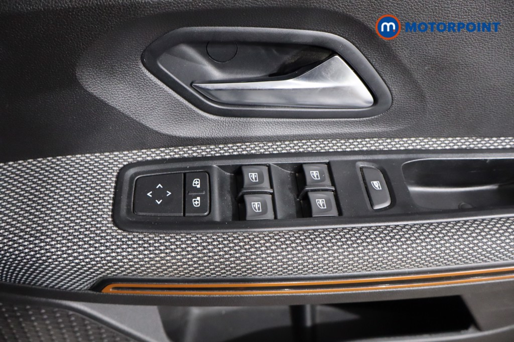 Dacia Sandero Stepway Comfort Manual Petrol Hatchback - Stock Number (1556183) - 21st supplementary image