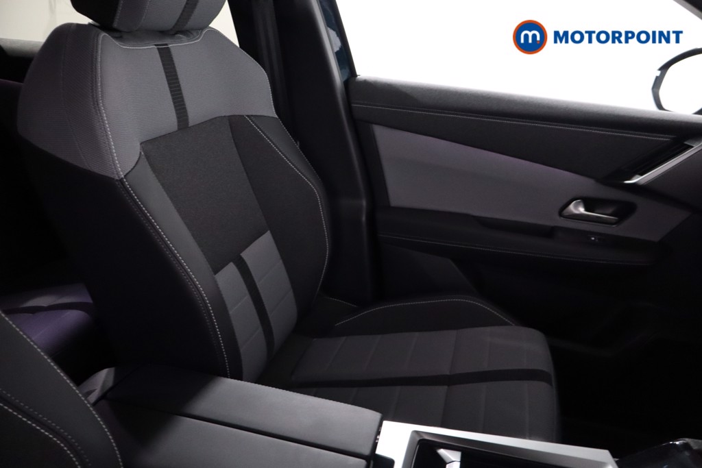 Vauxhall Grandland Ultimate Automatic Petrol-Electric Hybrid SUV - Stock Number (1556982) - 23rd supplementary image