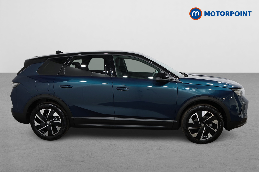 Vauxhall Grandland Ultimate Automatic Petrol-Electric Hybrid SUV - Stock Number (1556982) - Drivers side