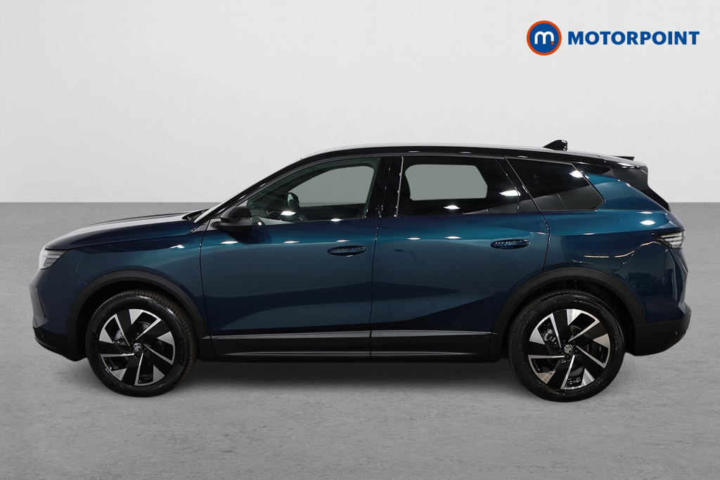 Vauxhall Grandland Ultimate Automatic Petrol-Electric Hybrid SUV - Stock Number (1556982) - Passenger side