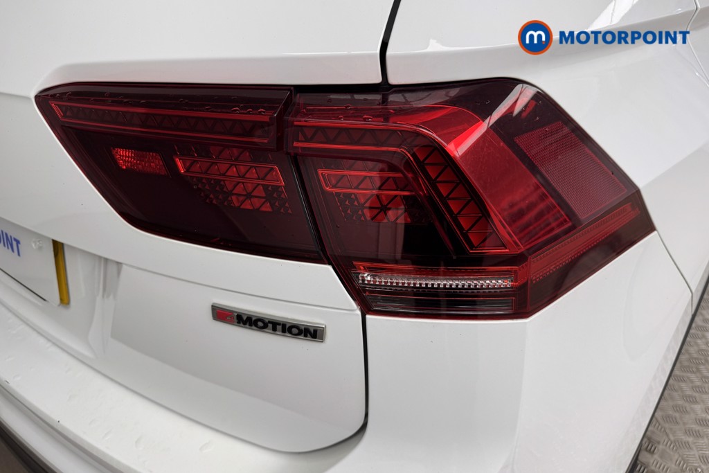 Volkswagen Tiguan SEL Manual Diesel SUV - Stock Number (1428187) - 18th supplementary image