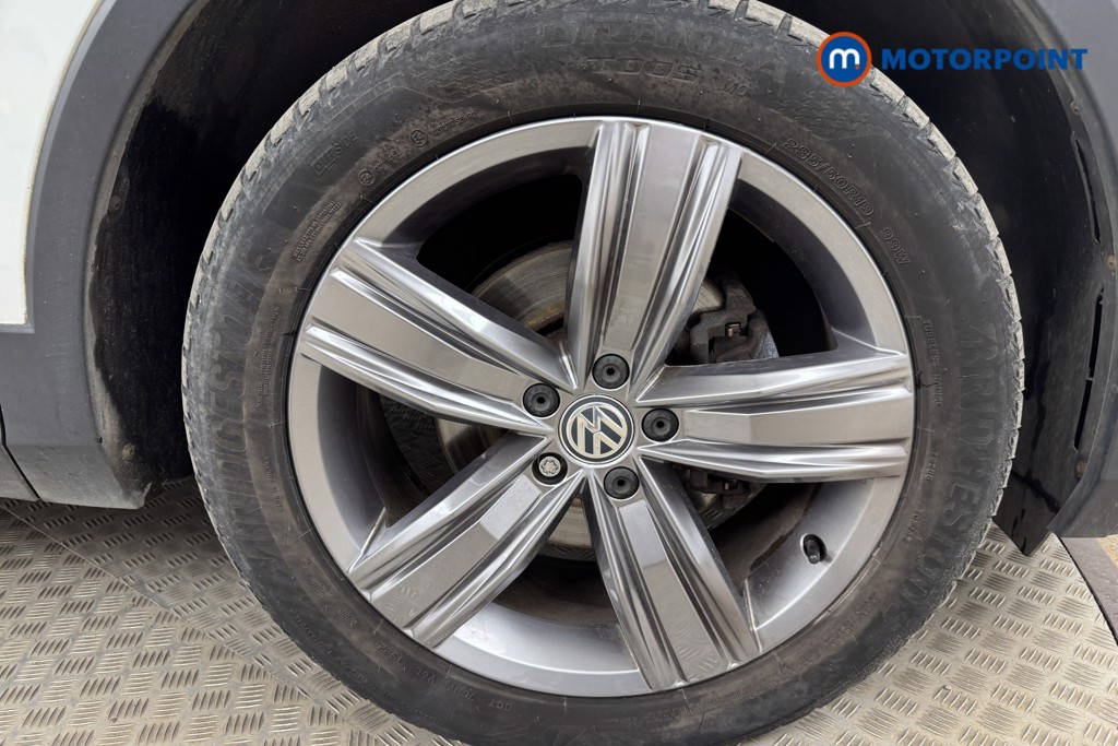 Volkswagen Tiguan SEL Manual Diesel SUV - Stock Number (1428187) - 22nd supplementary image