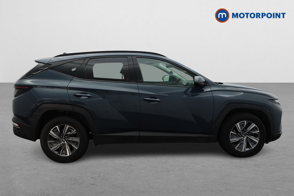 Hyundai Tucson Se Connect Manual Petrol SUV - Stock Number (1510246) - Drivers side