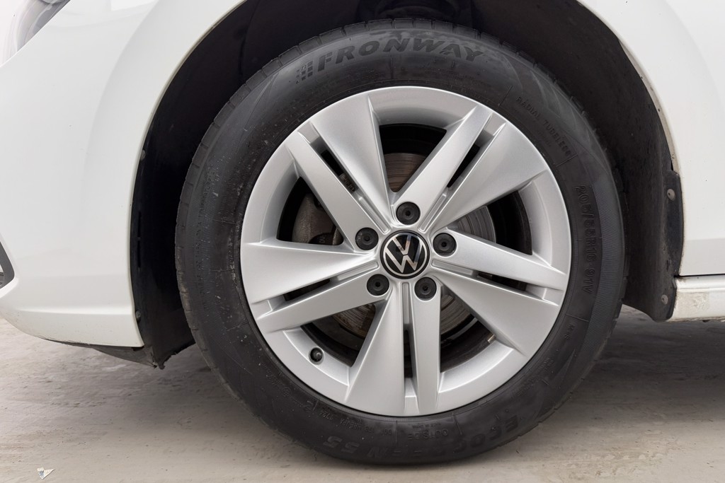 Volkswagen Golf Life Manual Petrol Hatchback - Stock Number (1541934) - 34th supplementary image