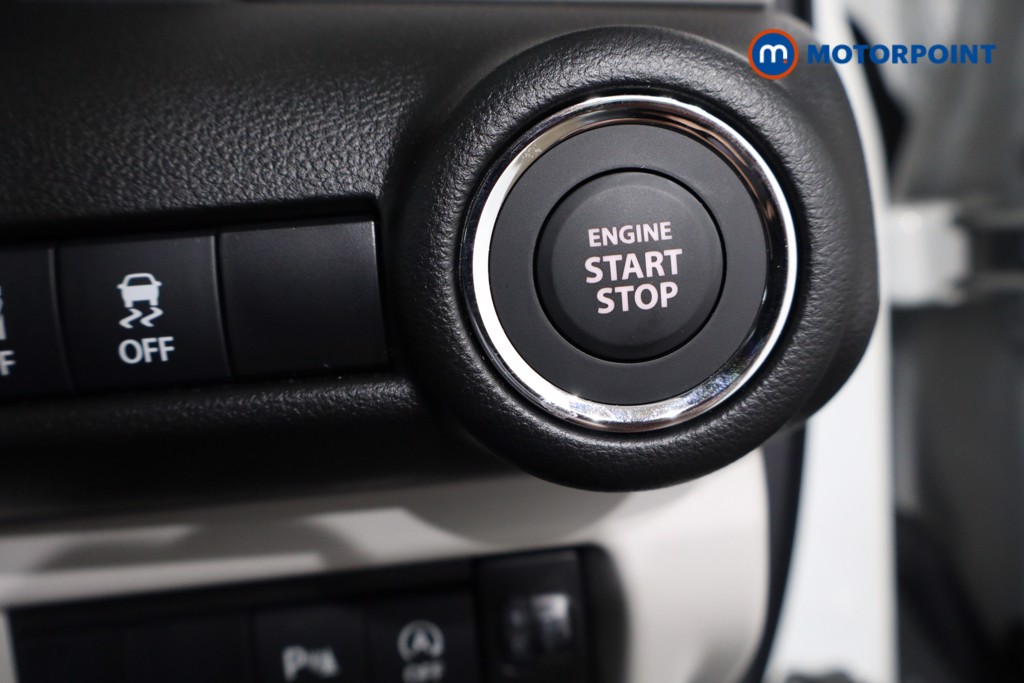 Suzuki Swift Motion Manual Petrol-Electric Hybrid Hatchback - Stock Number (1545423) - 13th supplementary image