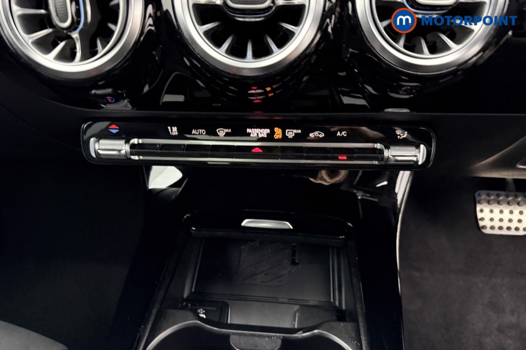 Mercedes-Benz CLA Amg Line Automatic Petrol Coupe - Stock Number (1545596) - 10th supplementary image