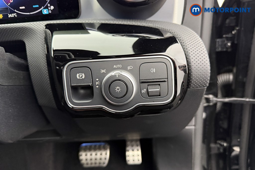 Mercedes-Benz CLA Amg Line Automatic Petrol Coupe - Stock Number (1545596) - 14th supplementary image