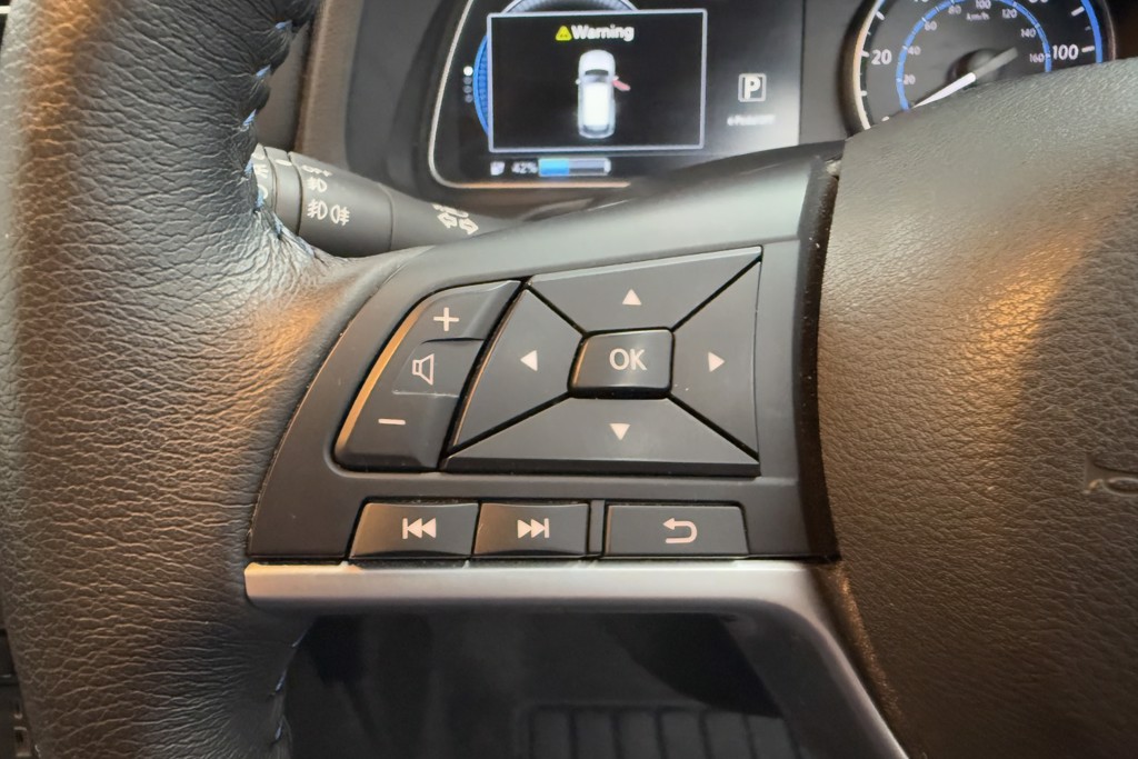 Nissan Leaf N-Connecta Automatic Electric Hatchback - Stock Number (1546519) - 4th supplementary image