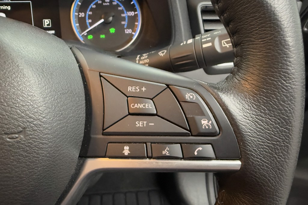 Nissan Leaf N-Connecta Automatic Electric Hatchback - Stock Number (1546519) - 5th supplementary image