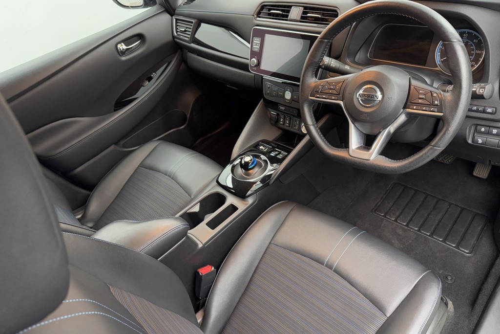 Nissan Leaf N-Connecta Automatic Electric Hatchback - Stock Number (1546519) - 1st supplementary image