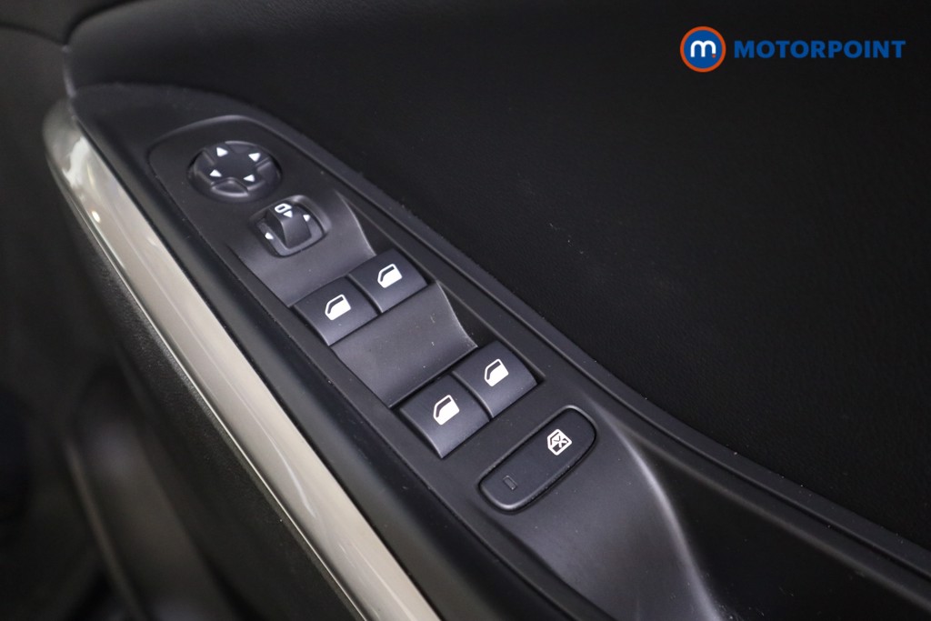 Vauxhall Grandland Gs Line Automatic Petrol Plug-In Hybrid SUV - Stock Number (1547236) - 10th supplementary image