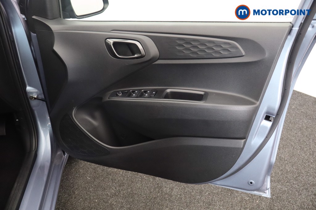 Hyundai I10 Advance Automatic Petrol Hatchback - Stock Number (1547259) - 14th supplementary image