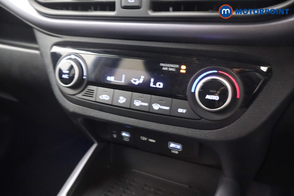 Hyundai I10 Premium Automatic Petrol Hatchback - Stock Number (1547308) - 8th supplementary image