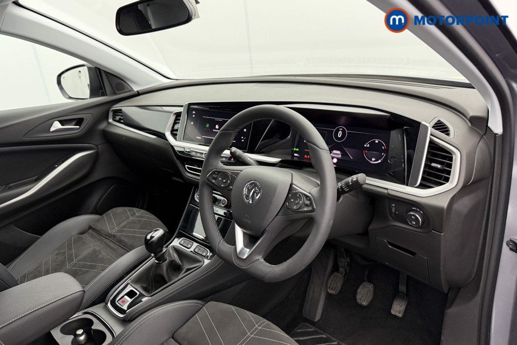 Vauxhall Grandland Ultimate Manual Petrol SUV - Stock Number (1547854) - 4th supplementary image