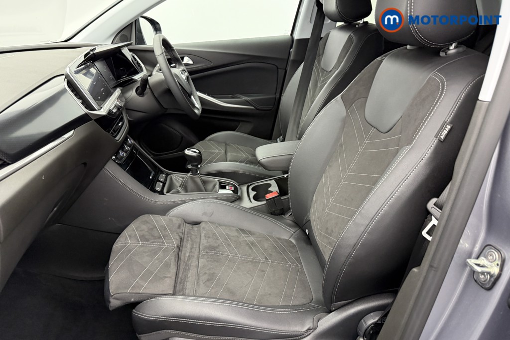 Vauxhall Grandland Ultimate Manual Petrol SUV - Stock Number (1547854) - 23rd supplementary image