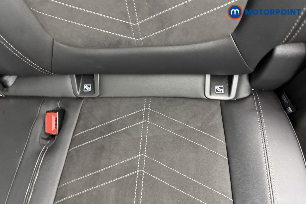 Vauxhall Grandland Ultimate Manual Petrol SUV - Stock Number (1547854) - 25th supplementary image