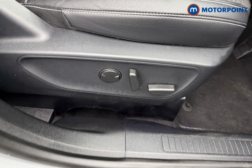 Ford Kuga Titanium Manual Diesel SUV - Stock Number (1549027) - 18th supplementary image