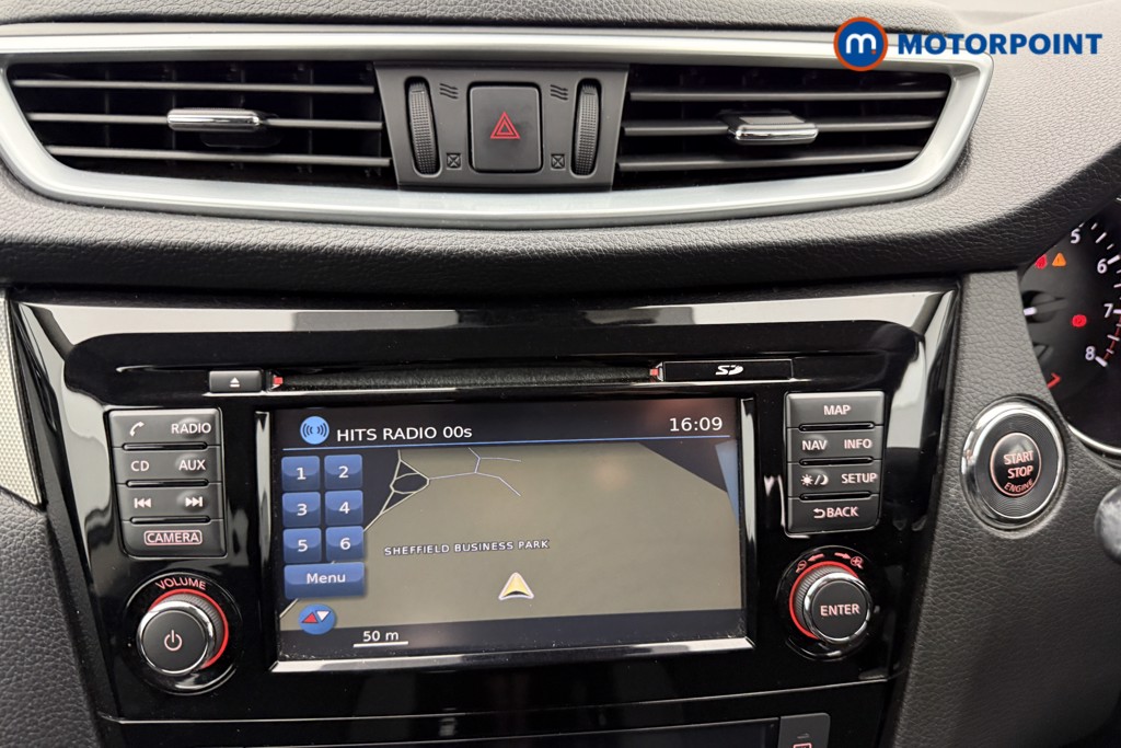 Nissan Qashqai N-Connecta Manual Petrol SUV - Stock Number (1549509) - 2nd supplementary image